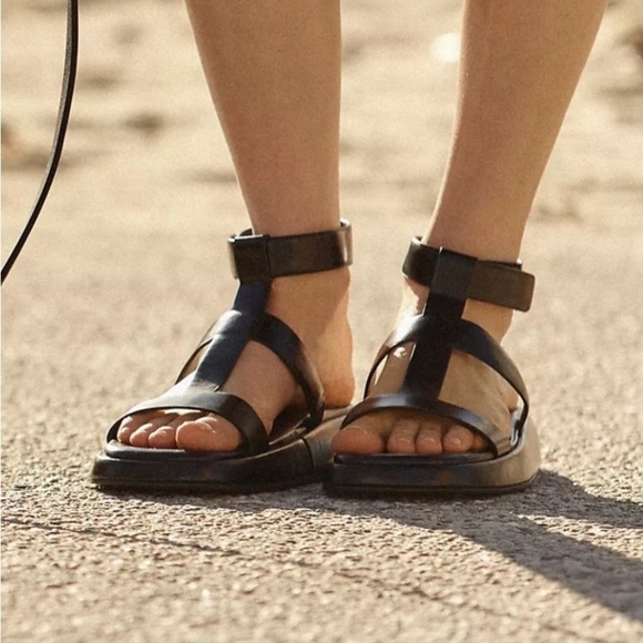 🖤Nwt Jeffrey Campbell Devis bolo greek straps Sandals in Black noir leat… - Picture 2 of 10